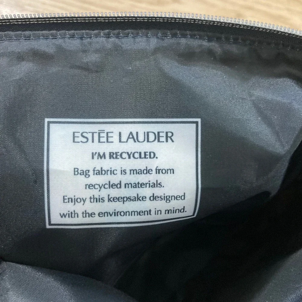 Estee Lauder Makeup Bag Womens Large Red White Blue Geometric Tapestry NEW‎
